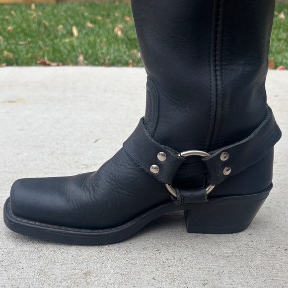 Frye Harness 12R Black Leather Boots - Picture 8 of 11